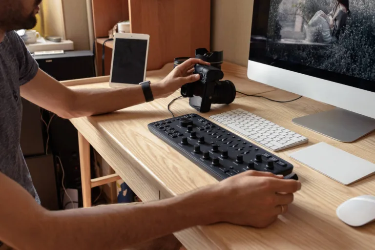 Guide dachat 7 Meilleures Consoles de Montage pour Photographes Meilleures consoles de montage photo et vidéo 2026 : le comparatif