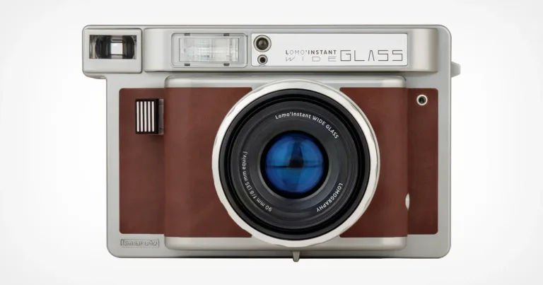 LomoInstant Wide Glass lappareil photo instantane retro de Lomography avec lobjectif le plus net Lomo’Instant Wide Glass: L’appareil photo instantané avec l’objectif le plus net au monde