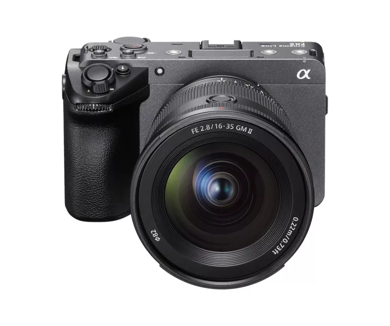sony fx5 cinema line Caméra Sony FX5 Cinema Line avec objectif FE 16-35 mm GM II